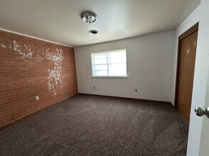 400 N Inglewood Ave in Russellville, AR - Foto de edificio - Building Photo