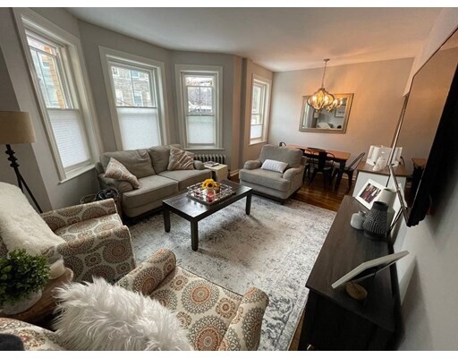 141 Chiswick Rd, Unit #01,