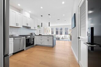 693 Sutter St in San Francisco, CA - Building Photo - Building Photo