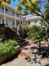 811 Alameda Ave in Monterey, CA - Building Photo - Building Photo