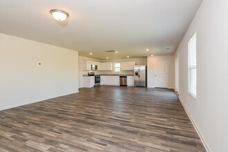 101 Radford Ct in Kingston, GA - Building Photo - Building Photo