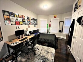 33 Wigglesworth St in Boston, MA - Building Photo