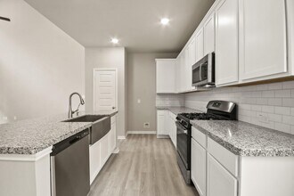 22475 Kinley St in New Caney, TX - Building Photo - Building Photo
