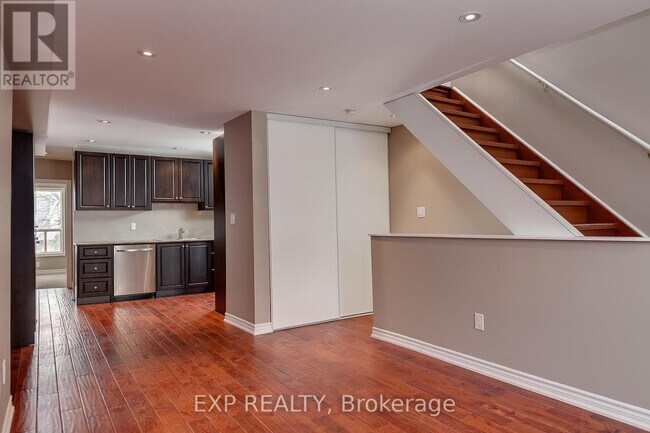 43 Springhurst Ave in Toronto, ON - Building Photo - Building Photo