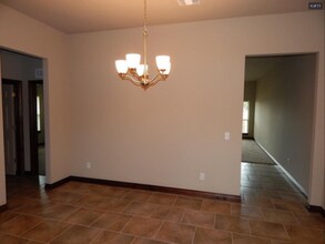 2203 Ailsa Rd in Yukon, OK - Building Photo - Building Photo