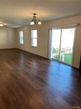 518 Golden Leaf Ct in Lake St. Louis, MO - Building Photo - Building Photo