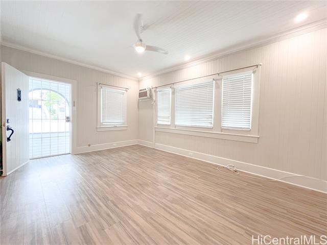 property at 1519 Thurston Ave