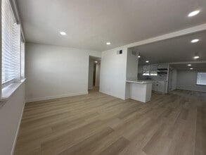 30201 San Diego Dr in Cathedral City, CA - Building Photo - Building Photo