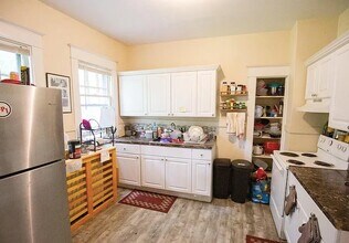 576 Providence St in Albany, NY - Building Photo - Building Photo