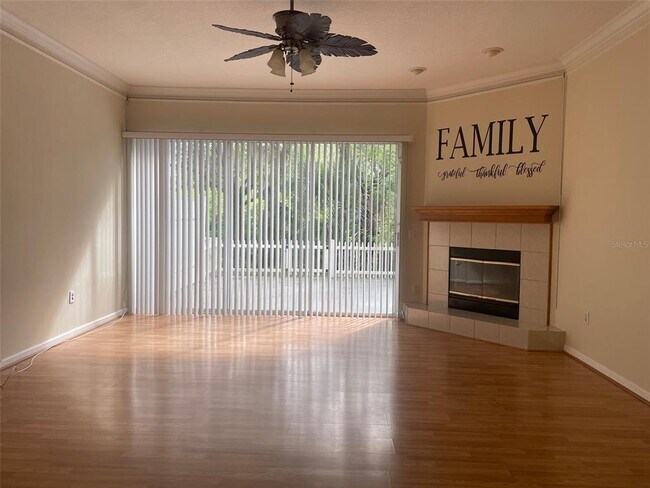 1644 Arabian Ln in Palm Harbor, FL - Building Photo - Building Photo