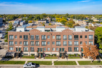 7002-7016 W Medill Ave in Chicago, IL - Building Photo - Building Photo