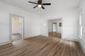 1106 Simmons Ave in Jourdanton, TX - Building Photo - Building Photo