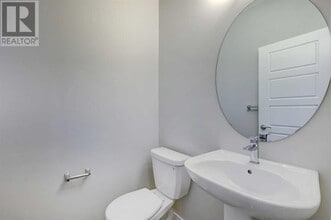 301 Redstone Blvd NE in Calgary, AB - Building Photo - Building Photo