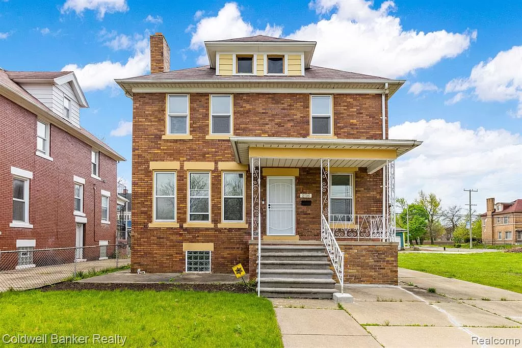 216 Holbrook St in Detroit, MI - Building Photo