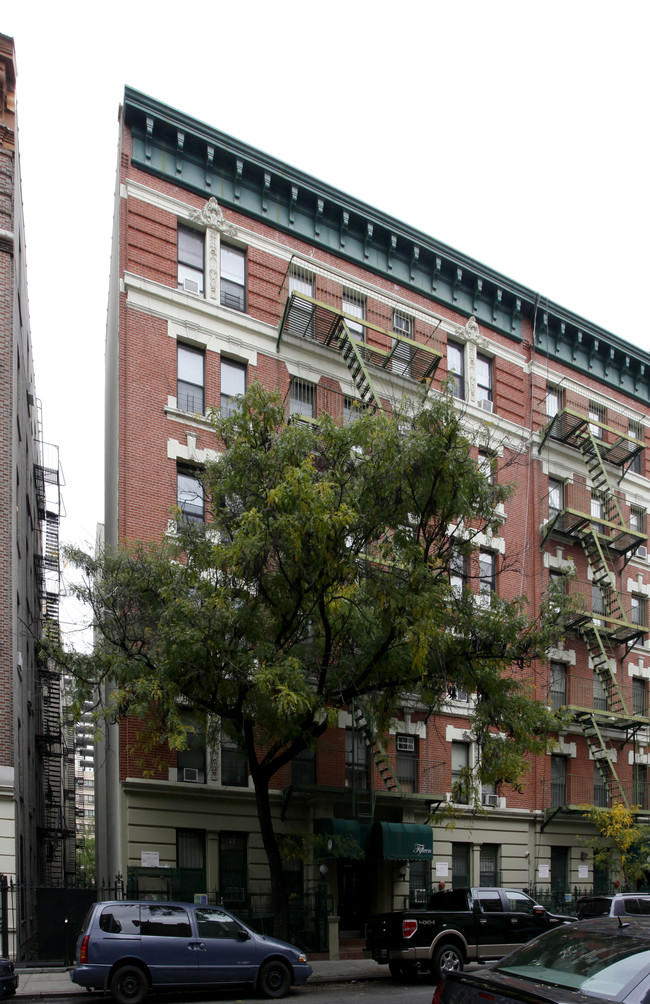 15 W 108th St in New York, NY - Building Photo - Building Photo