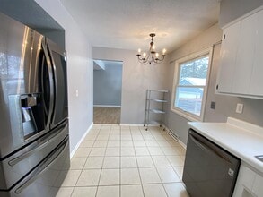 1540 5th Ave SW in Rochester, MN - Building Photo - Building Photo