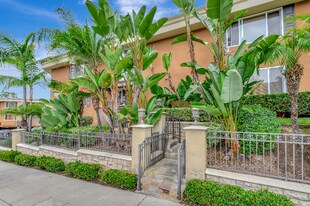 4501 Collwood Blvd in San Diego, CA - Building Photo