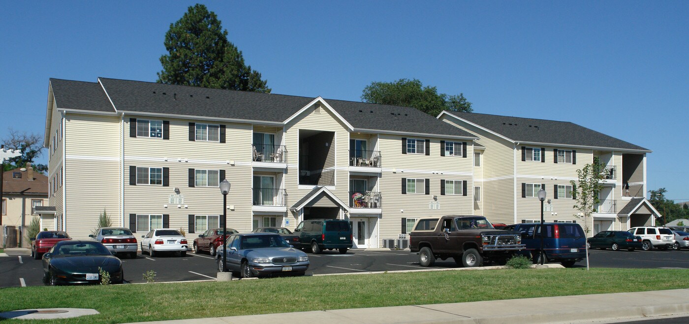 East Ridge Apartments in Yakima, WA - Building Photo