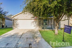 8615 Silver Willow in San Antonio, TX - Building Photo