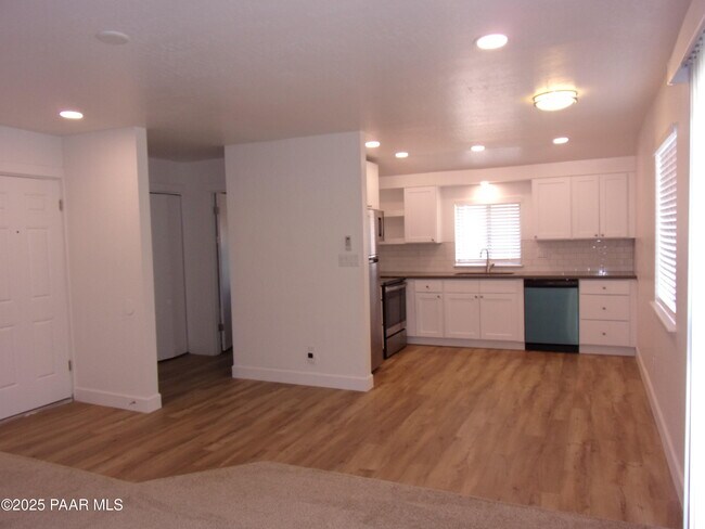 5280 Diamond Dr in Prescott, AZ - Building Photo - Building Photo