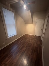 7134 S University Ave, Unit 2 in Chicago, IL - Foto de edificio - Building Photo