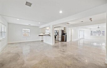 3818 Childress St in Houston, TX - Building Photo - Building Photo