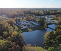 303 Becky Ln in Jacksonville, NC - Building Photo
