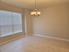 908 Oak Valley in Denton, TX - Building Photo - Building Photo