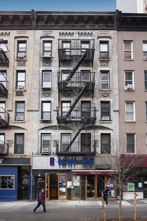 1694 2nd Ave in New York, NY - Building Photo