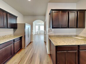 4616 Beaver Creek Ave in Denton, TX - Foto de edificio - Building Photo