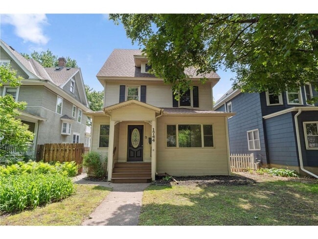 1744 Marshall Ave in St. Paul, MN - Building Photo - Building Photo