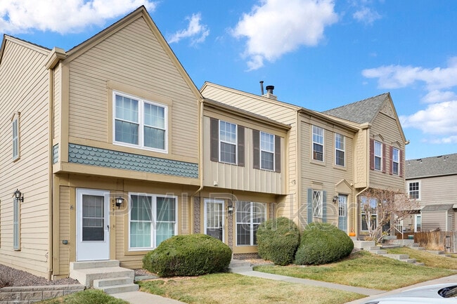 10719 Foxwood Ct in Parker, CO - Building Photo - Building Photo