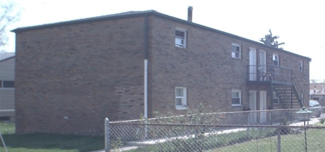 4 Unit - South Central Hilltop in Columbus, OH - Building Photo - Building Photo