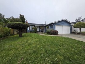 2440 Maywood Dr in San Bruno, CA - Building Photo