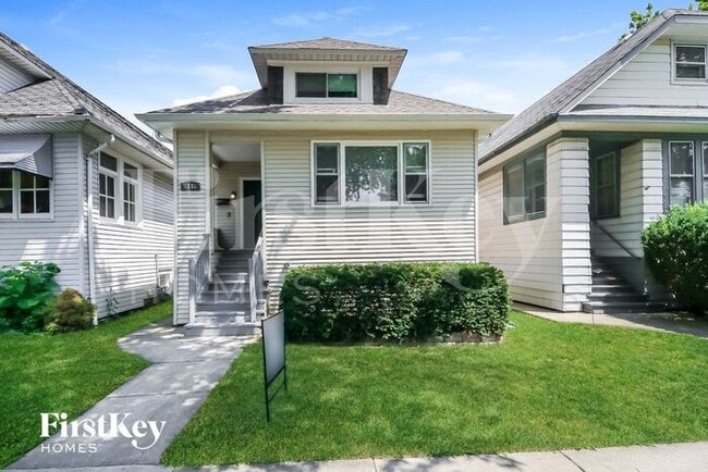 property at 2235 S Harvey Ave