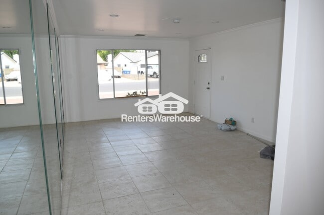 2111 E Oxford Dr in Tempe, AZ - Building Photo - Building Photo