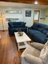 845 E 1st St in Coquille, OR - Building Photo - Building Photo