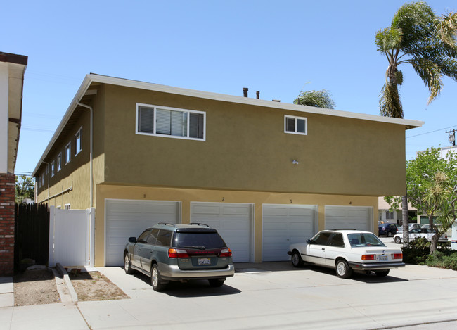 3440 E Colorado St in Long Beach, CA - Building Photo - Building Photo