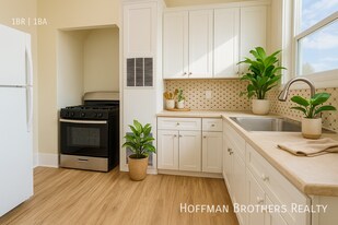 1022 N Berendo St, Unit 3 in Los Angeles, CA - Building Photo