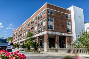Glen Rock in Asheville, NC - Building Photo
