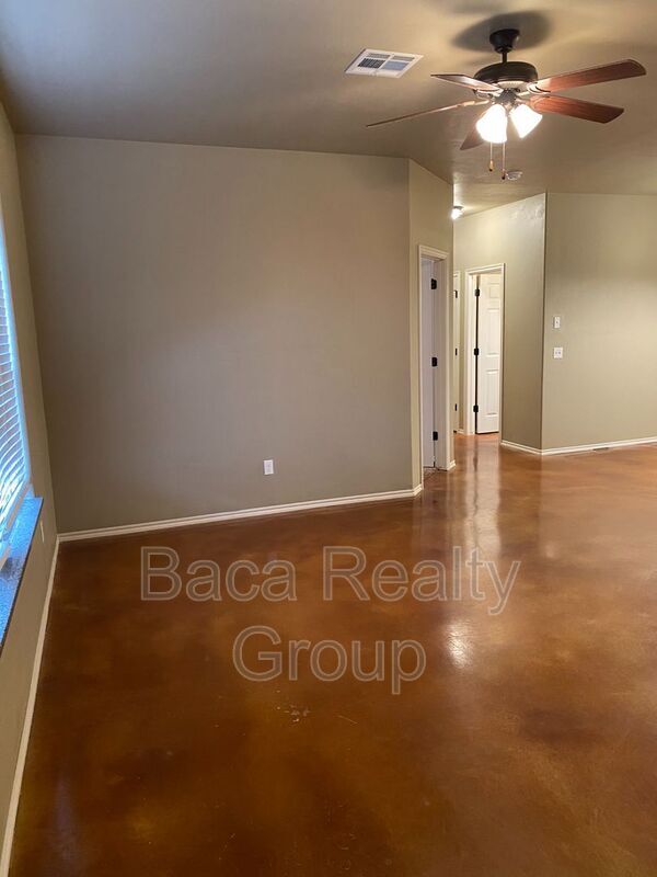 1834 Cypress Ln in El Reno, OK - Building Photo - Building Photo