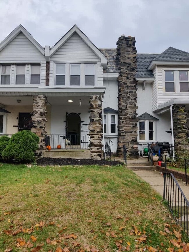 6618 Malvern Ave in Philadelphia, PA - Building Photo - Building Photo