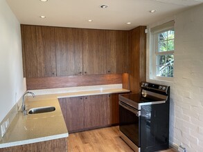 2650 Pacific Heights Rd in Honolulu, HI - Building Photo - Building Photo