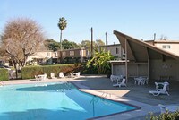 Victoria Townhouses Apartments