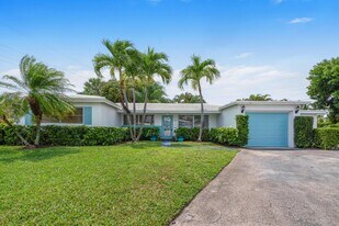 655 Kingfish Pl in North Palm Beach, FL - Building Photo