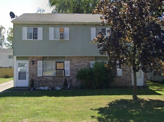 Hancock Duplex Apartments in Lorain, OH - Building Photo