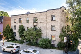 2650 Lionel-Groulx Av Apartments