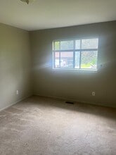 4492 Auburn Rd in Shelby Township, MI - Building Photo - Building Photo