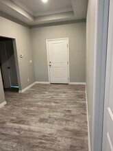 12168 Dubarry Ave in Port Charlotte, FL - Foto de edificio - Building Photo