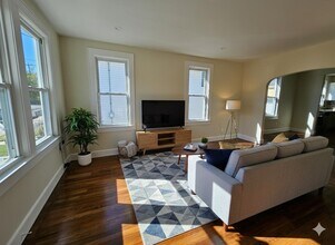 244 Centre Ave in Secaucus, NJ - Building Photo - Building Photo